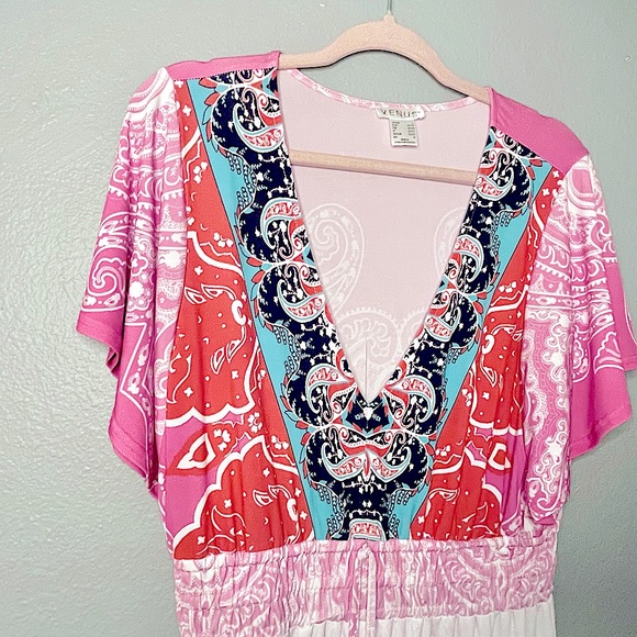 Venus Maxi Dress - Picture 4 of 7